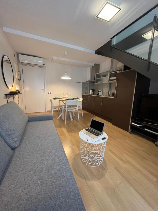 Precioso Duplex En El Centro De Tarragonaアパートメント エクステリア 写真